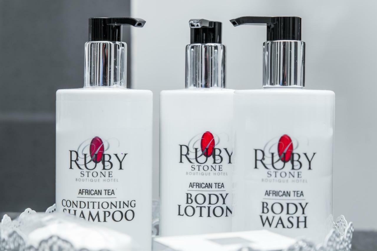 Ruby Stone Boutique Hotel โพเลอกวาเน ภายนอก รูปภาพ